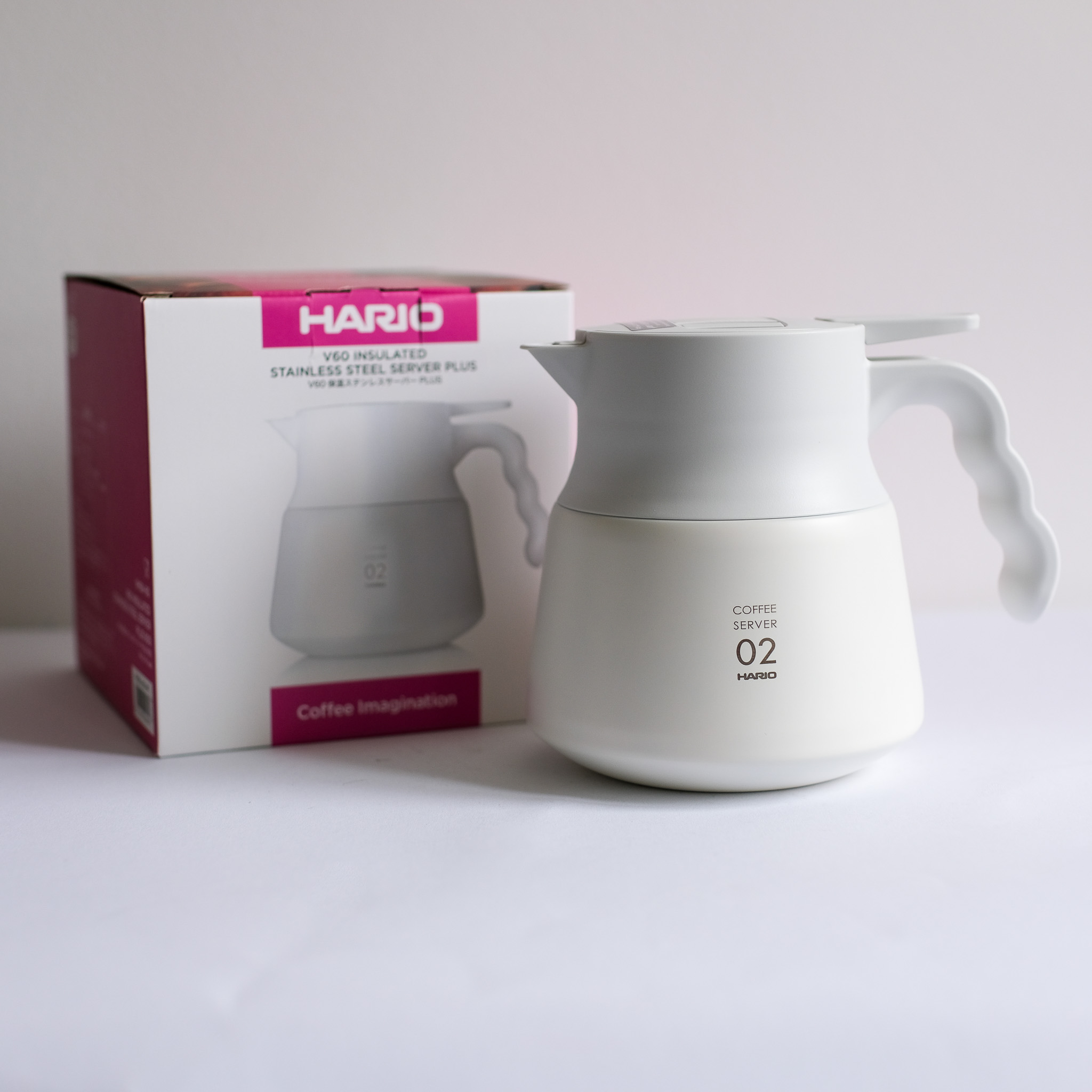 Hario V60 Insulated Stainless Steel Server Plus 600ml Weiß